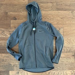 Nike therma zip hoody. New men’s Medium. Grey